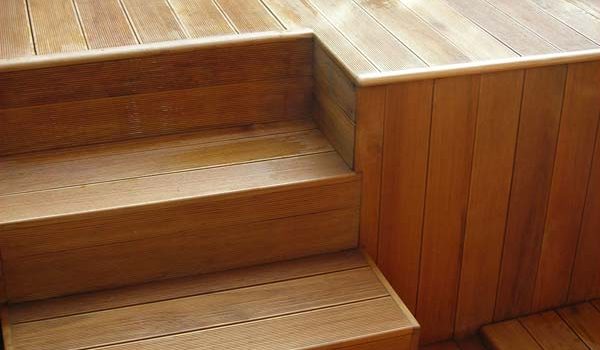 parquet per esterni piscine
